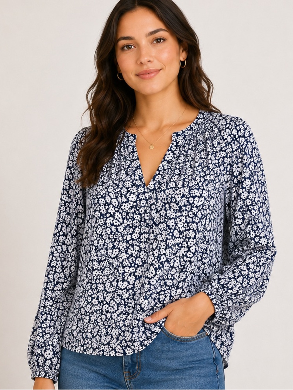 Old Navy Women’s Size Small Navy Blue White Floral Long Sleeve Split Neck Blouse